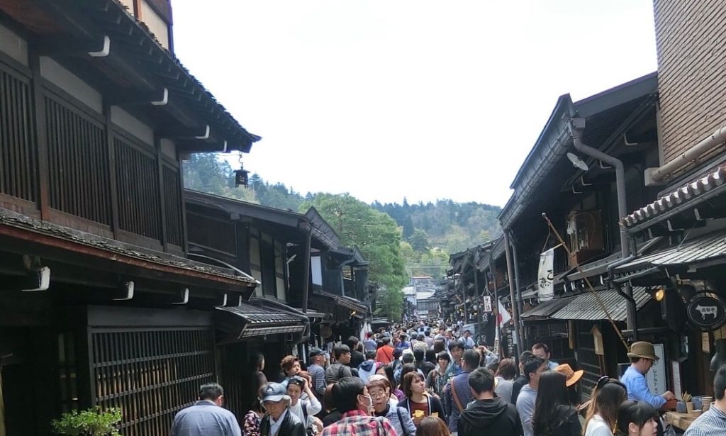 白川郷古い町並み